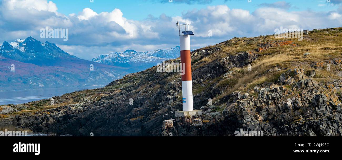 Kleiner Leuchtturm auf der Insel, feuerland, argentinien Stockfoto