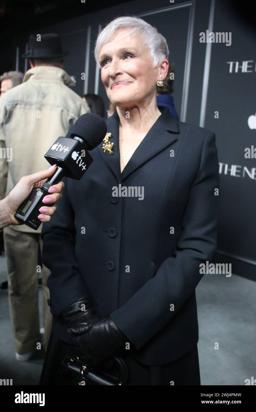 New York, NY, USA. Februar 2024. Glenn Close bei der Premiere von Apple TV's The New Look at Florence Gould Hall am 12. Februar 2024 in New York City Credit: RW/Media Punch/Alamy Live News Stockfoto