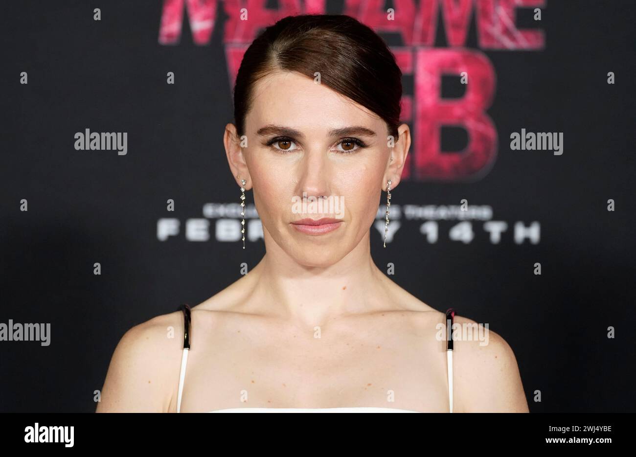 Zosia Mamet arrives at the premiere of