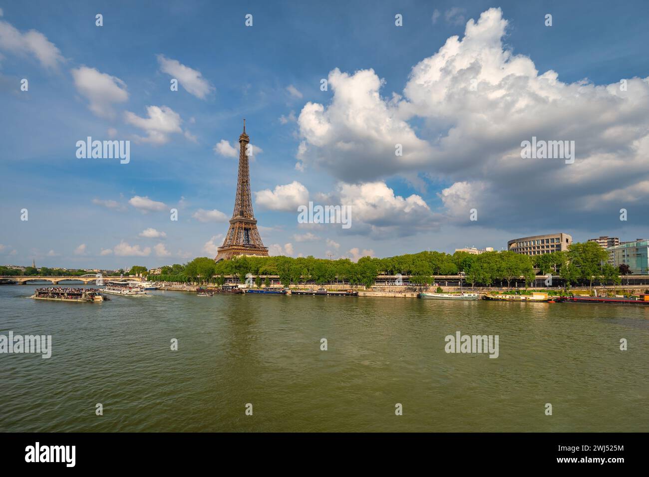 Paris Frankreich, City Skyline am Eiffelturm und seine Stockfoto