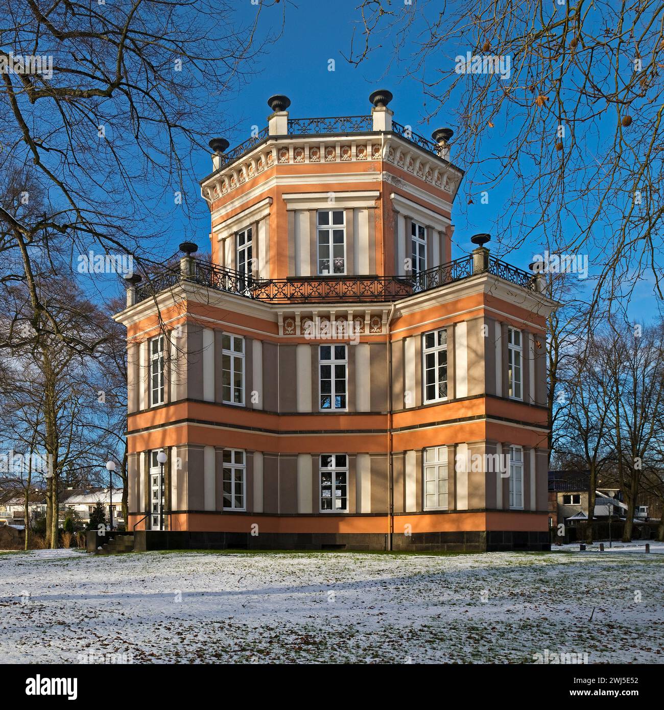 Haus Greiffenhorst im Winter, Krefeld, Niederrhein, Nordrhein-Westfalen, Deutschland, Europa Stockfoto