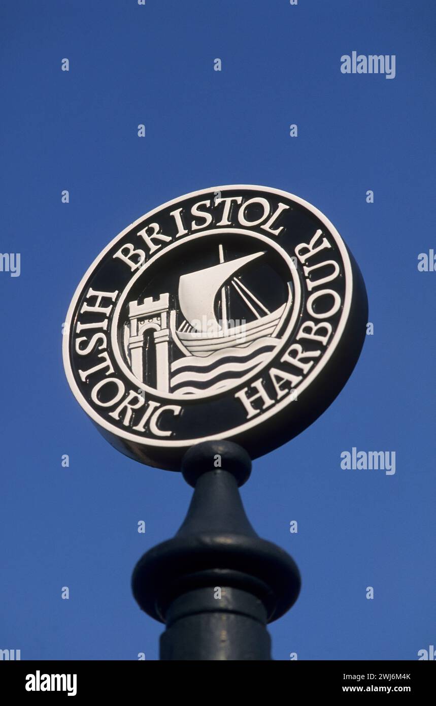 Großbritannien, Südwesten, Bristol, Wegweiser zum historischen Hafen. Stockfoto