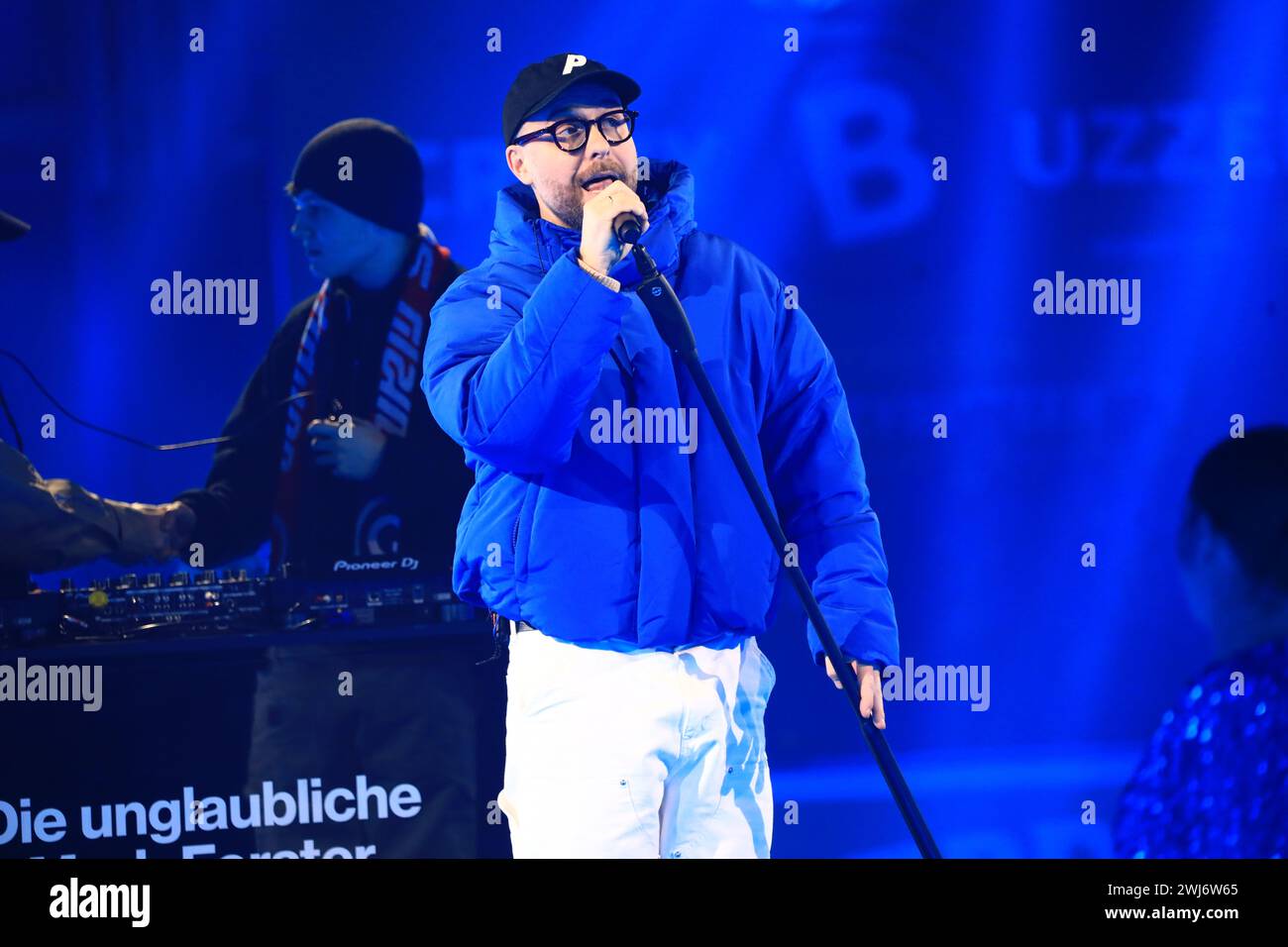 Mark Forster bei American Ice Football - das Event-Spektakel von RTL in der SAP Arena. Mannheim, 11.02.2024 Stockfoto