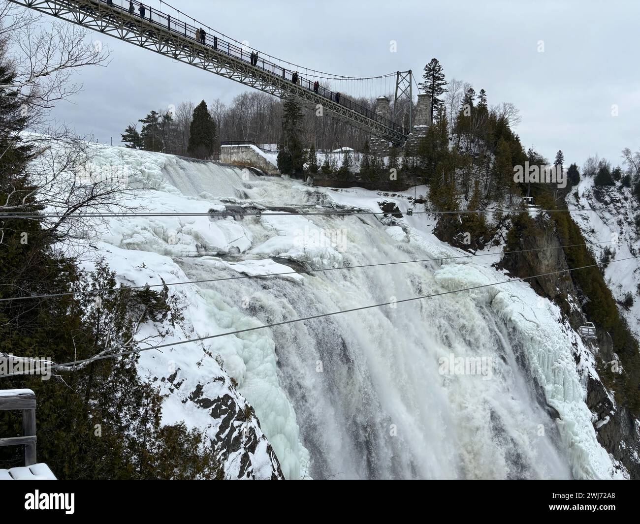 Die Montmorency Falls in Québec City, Québec im Winter. Stockfoto