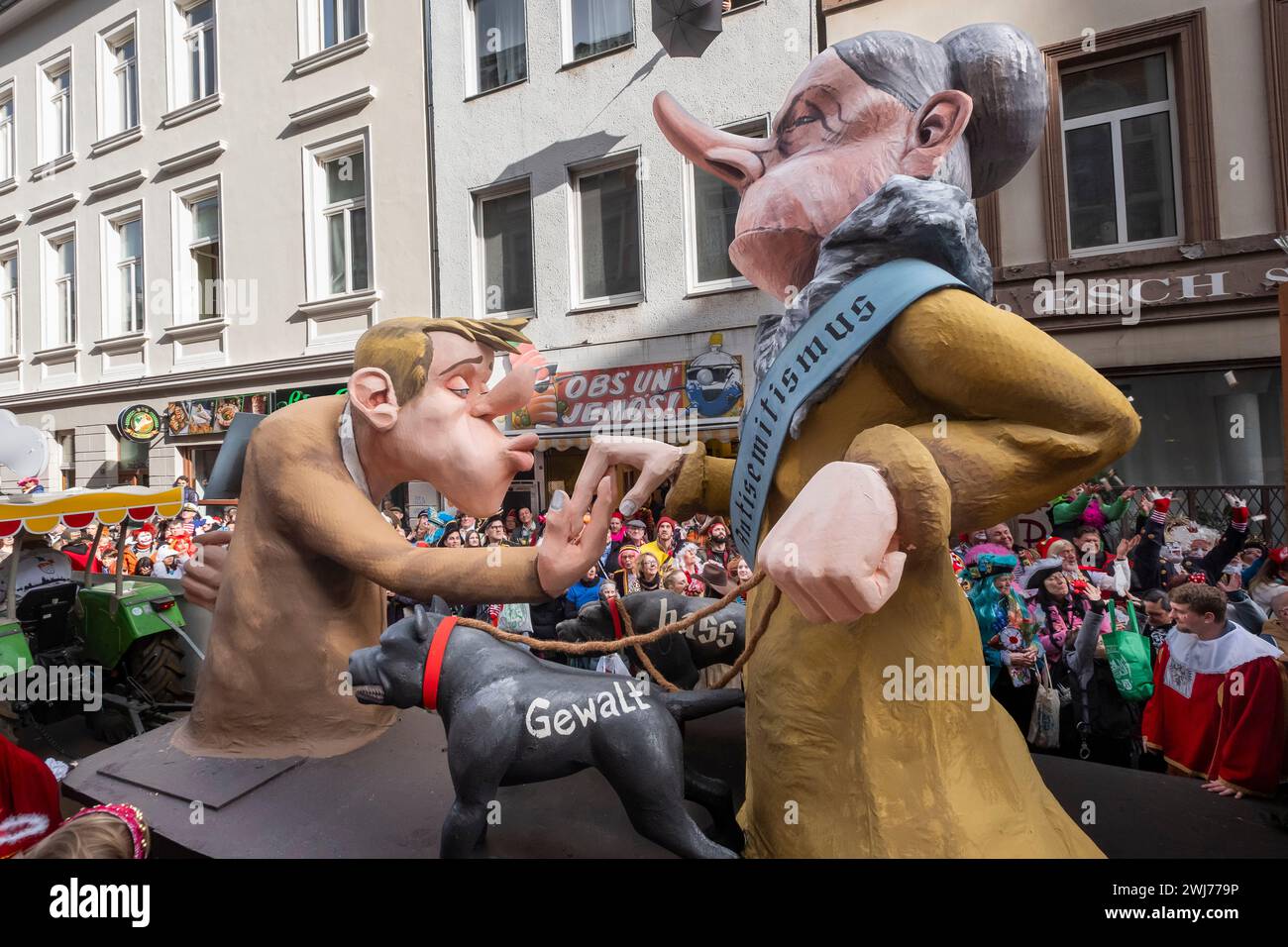 Karneval, Rosenmontag in Köln, „Besuch der alten Dame“ Antisemitismus wird wieder gesellschaftsfähig *** Karneval, Rosenmontag in Köln, „Besuch von Stockfoto