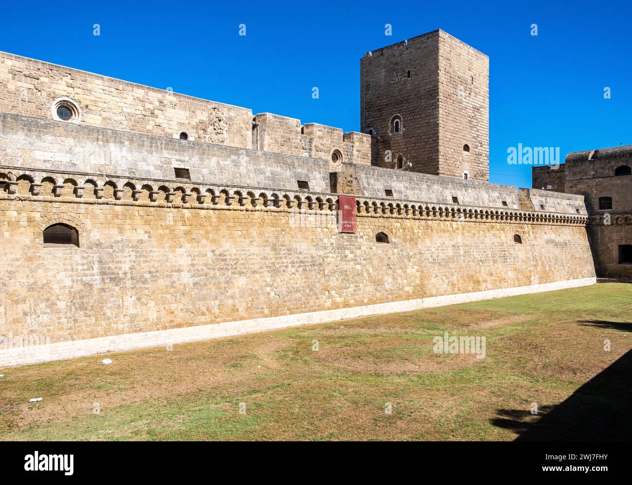 Normannische Schwäbische Burg ( Castello Normanno Svevo) im historischen Stadtzentrum von Bari, Region Apulien, (Apulien), Süditalien, Europa, 18. September, Stockfoto