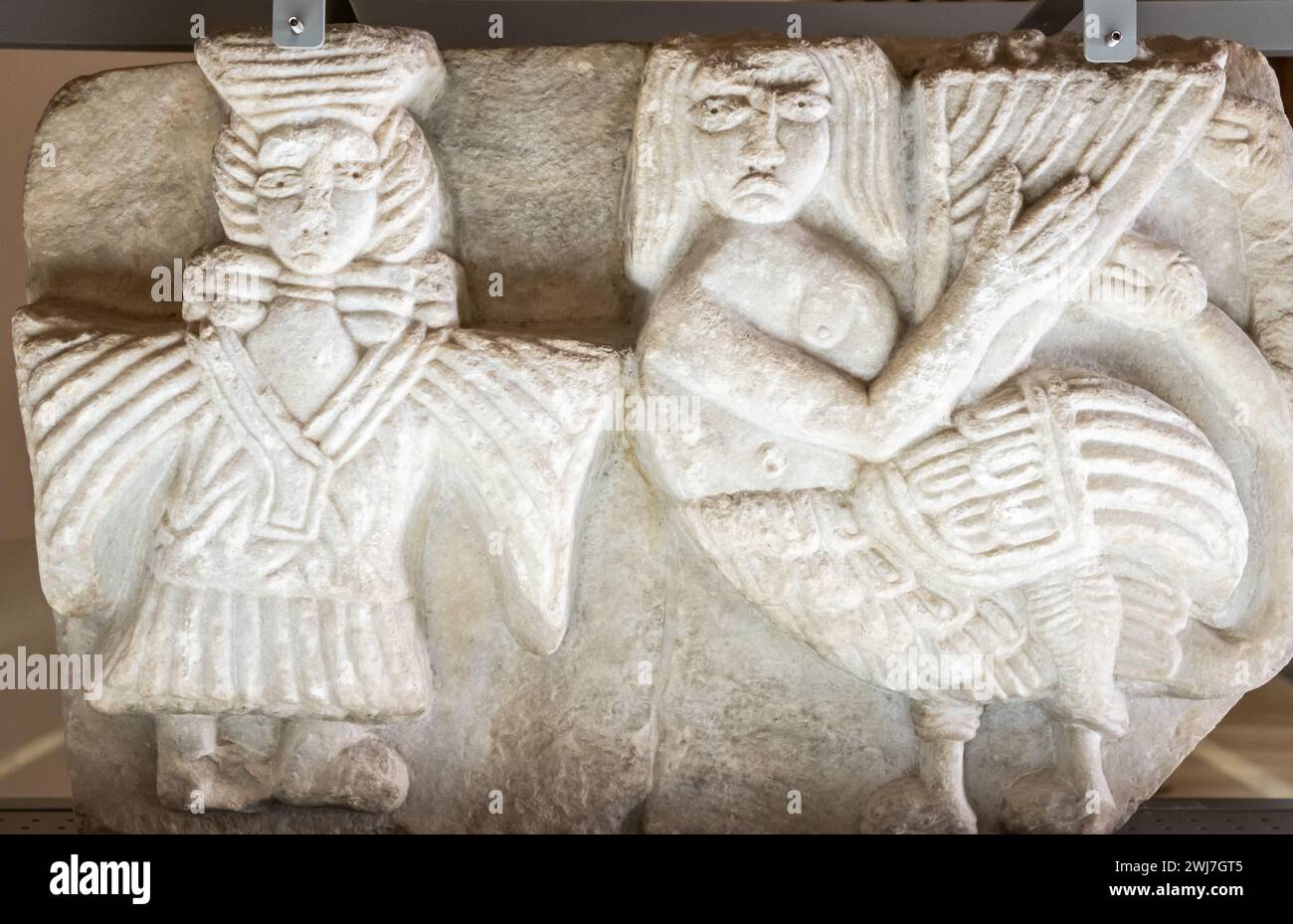 Hochrelief mit mythologischer Szene Gipsgussgalerie der normannischen Schwäbischen Burg ( Castello Normanno Svevo) Bari, Apulien (Apulien), Italien, Europa, Stockfoto