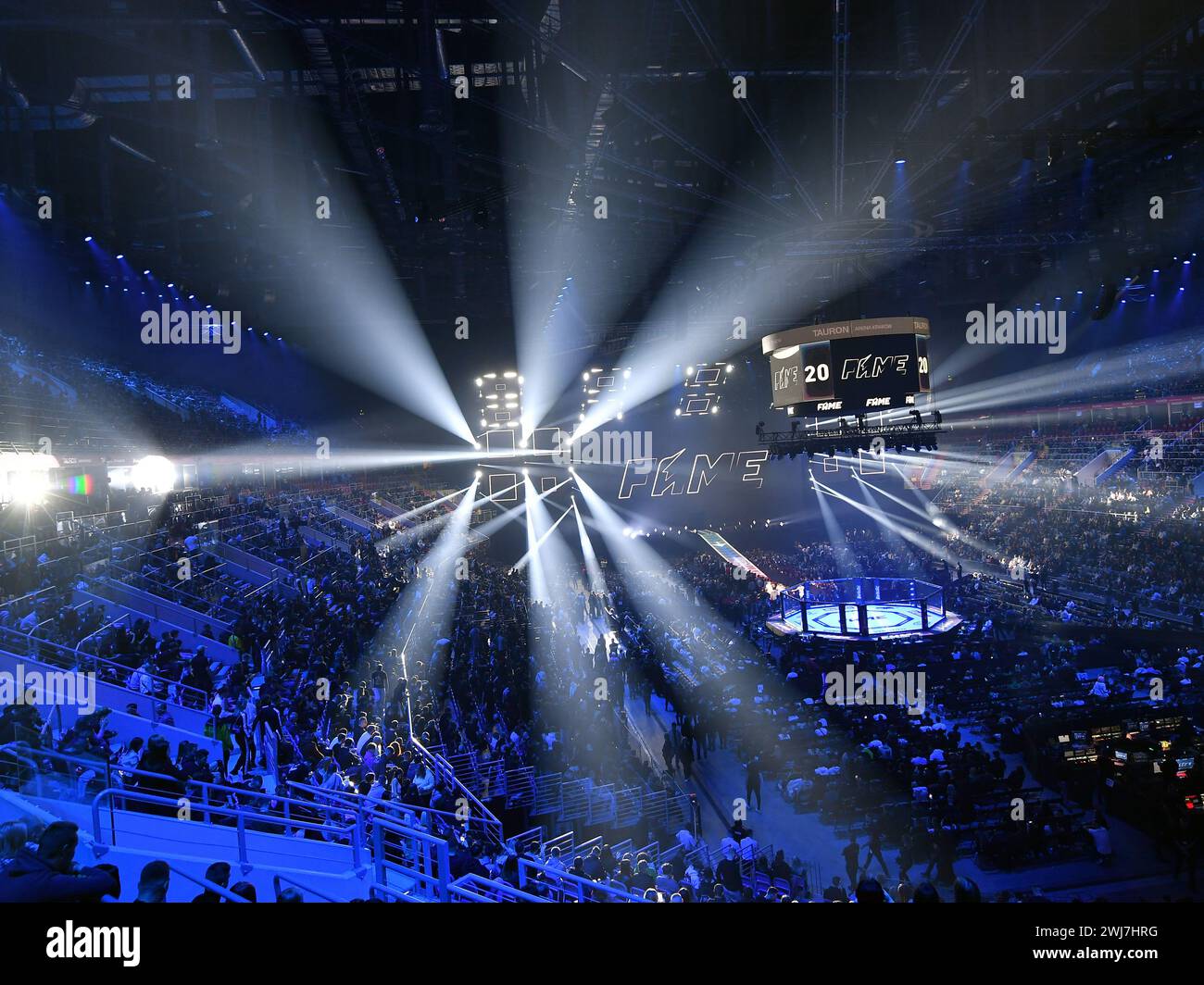 2024.02.10 Krakau Sporty walki Fame MMA 20 Octagon Kibice widok ilustracja ilustracyjne stockowe Foto Marcin Bulanda/PressFocus Credit: SIPA USA/Alamy Live News Stockfoto