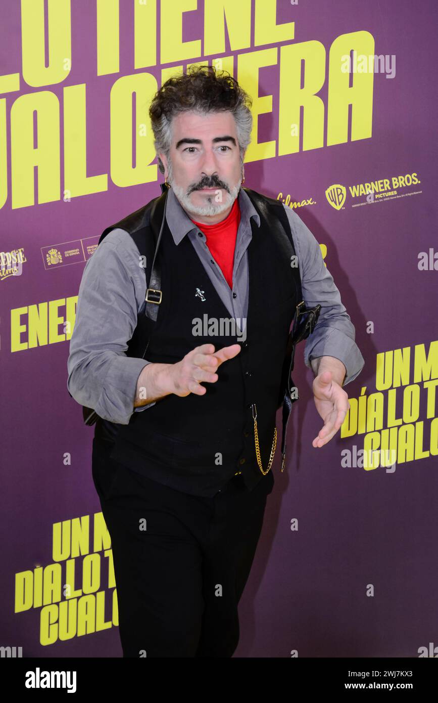 Agustin Jimenez posierte während der spanischen Comedy-Premiere UN Mal Día Lo Tiene Cualquiera (Ein schlechter Tag, den jeder haben kann), der erste Vollfilm der Regisseurin Eva Hache im Cine Proyecciones in Madrid, Spanien. Stockfoto