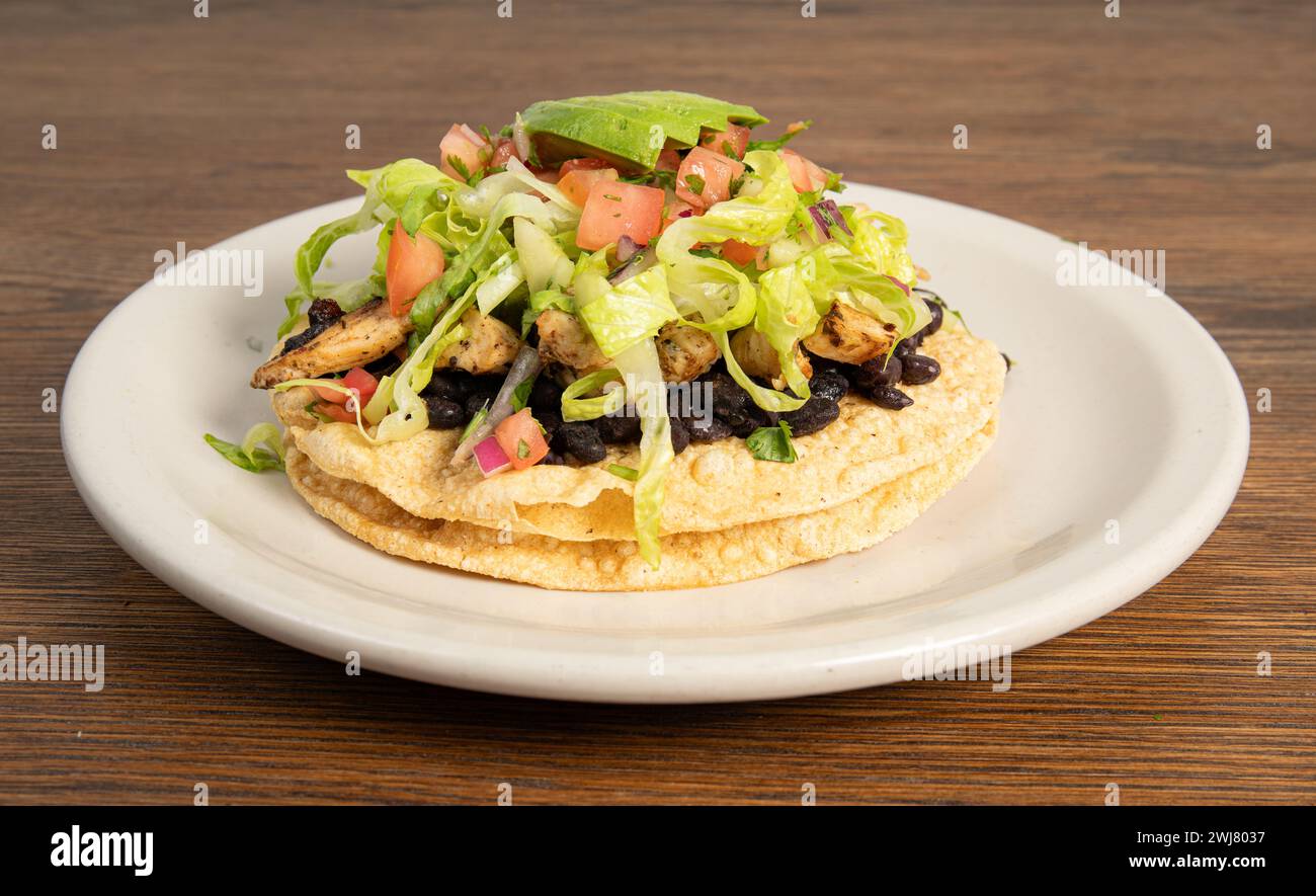 Zerkleinerter rindfleisch taco -Fotos und -Bildmaterial in hoher ...
