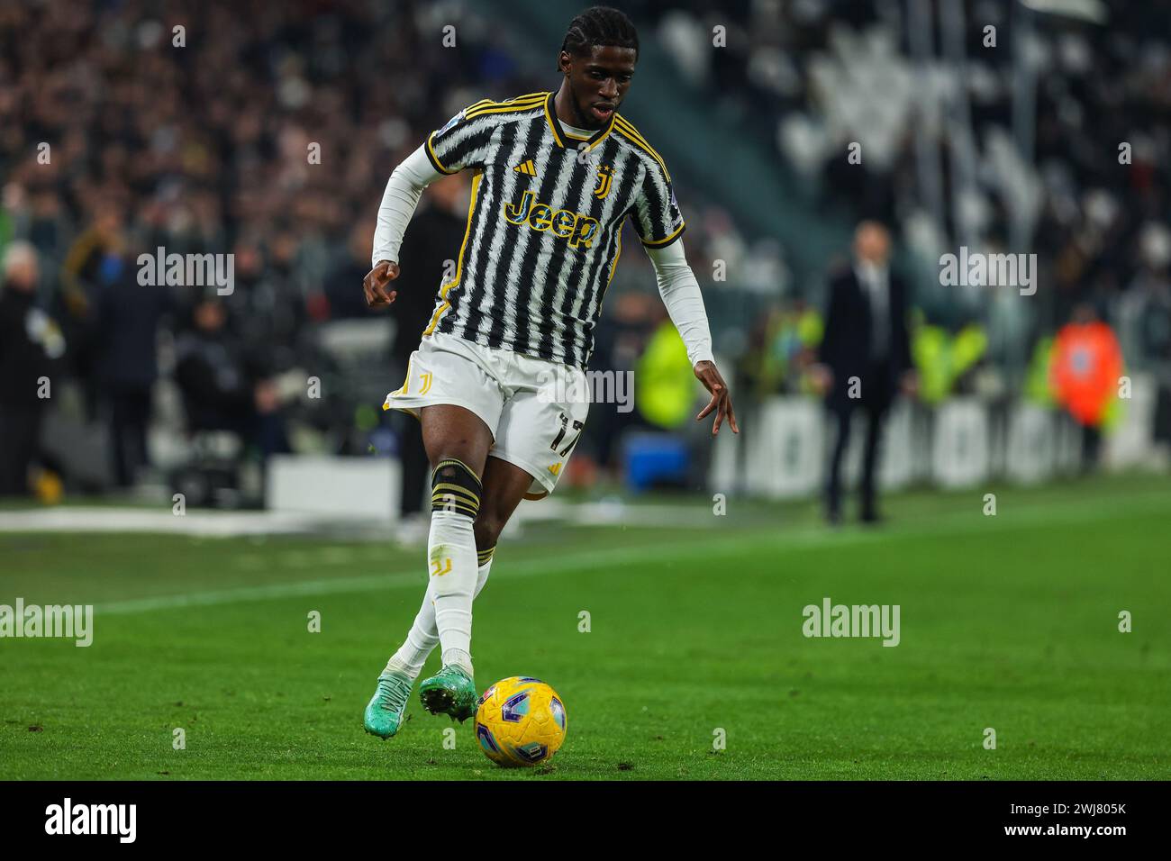 Samuel Iling-Junior von Juventus FC wurde 2023/24 während des Fußballspiels der Serie A zwischen Juventus FC und Udinese Calcio im Allianz Stadium in Aktion gesehen. Juventus 0 : 1 Udinese Calcio. Stockfoto