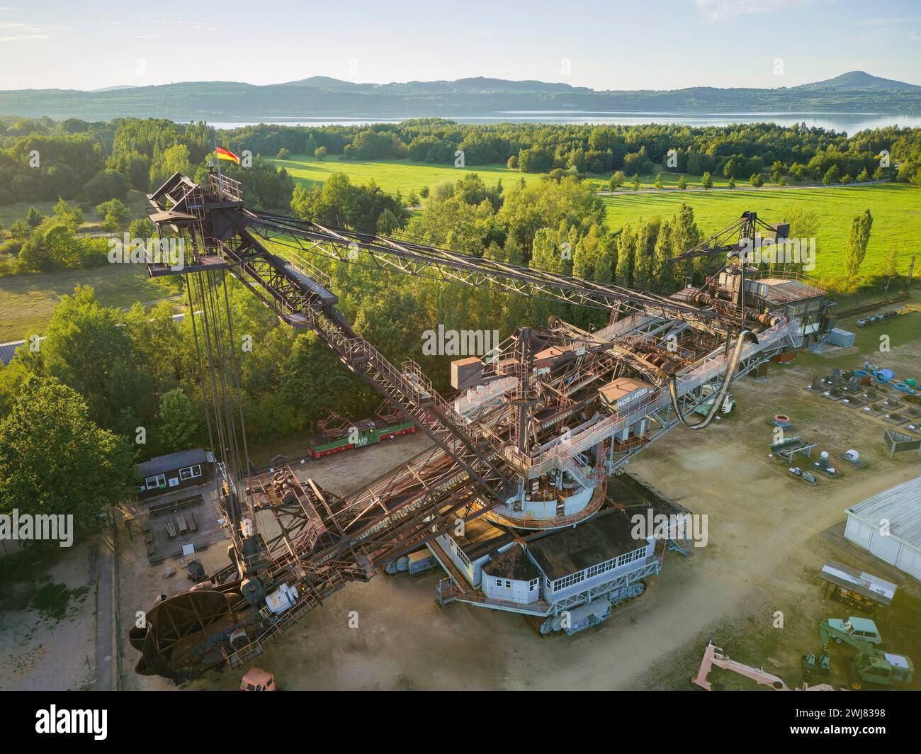 Der Bagger 1452 mit der Typenbezeichnung SRs 1200 ist ein Schaufelradbagger, der 1961 von VEB Schwermaschinenbau hergestellt wurde Stockfoto