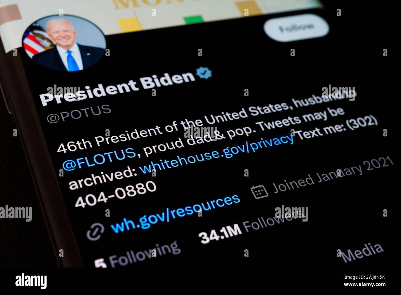 Offizielle Seite von Präsident Biden X (ex Twitter) auf dem Bildschirm. Stockfoto