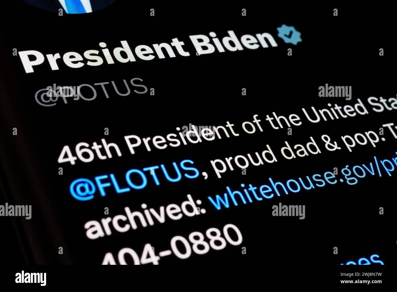 Offizielle Seite von Präsident Biden X (ex Twitter) auf dem Bildschirm. Stockfoto