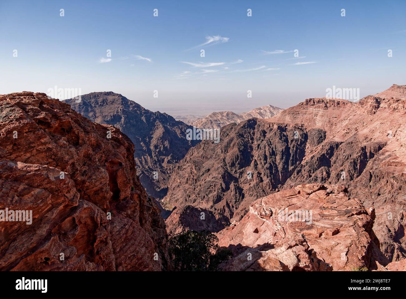 Der Wadi Araba aus dem Kloster Petra, Jordanien. Foto: MLBARIONA/Alamy Stock Photo Stockfoto