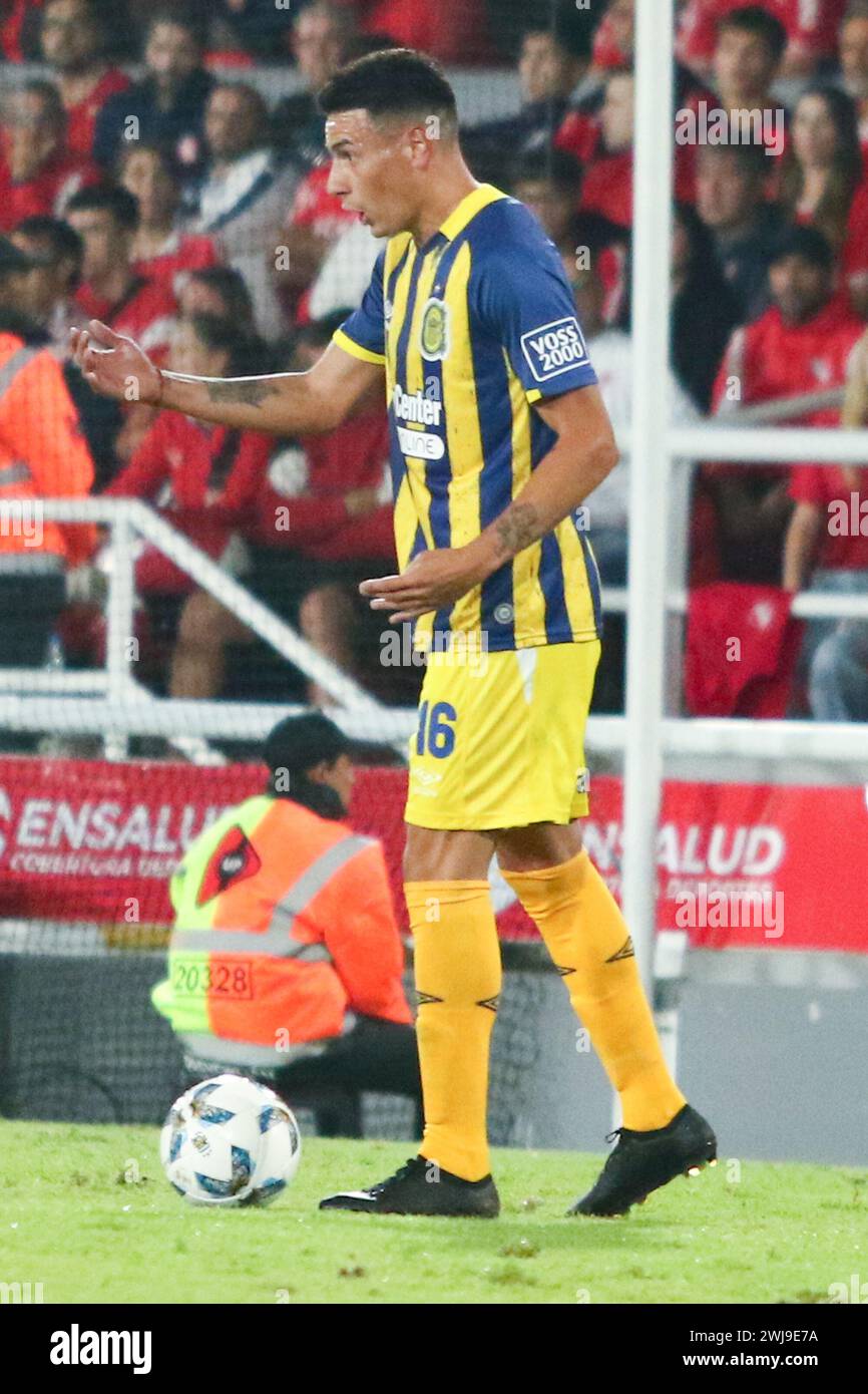 Buenos Aires, Argentinien. Februar 2024. Mauricio Martinez von Rosario Central während des Spiels der 5. Runde der argentinischen Liga Profesional de Fútbol im Ricardo Bochini Stadion ( Credit: Néstor J. Beremblum/Alamy Live News) Stockfoto