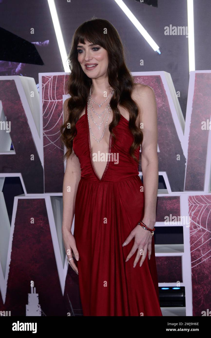 Februar 2024, Mexiko-Stadt, Ciudad de Mexico, Mexiko: 13. Februar 2024, Mexico City, Mexiko: Schauspielerin Dakota Johnson besucht den roten Teppich der Madame Web-Filmpremiere im Cinemex Antara. Am 13. Februar 2024 in Mexiko-Stadt. (Kreditbild: © Carlos Tischler/OKULARBOGEN via ZUMA Press Wire) NUR REDAKTIONELLE VERWENDUNG! Nicht für kommerzielle ZWECKE! Stockfoto