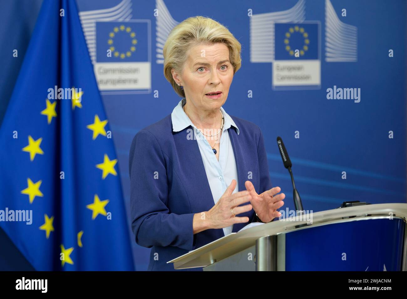 Belgien, Brüssel: Ursula von der Leyen, Präsidentin der Europäischen Kommission, spricht am Stockfoto