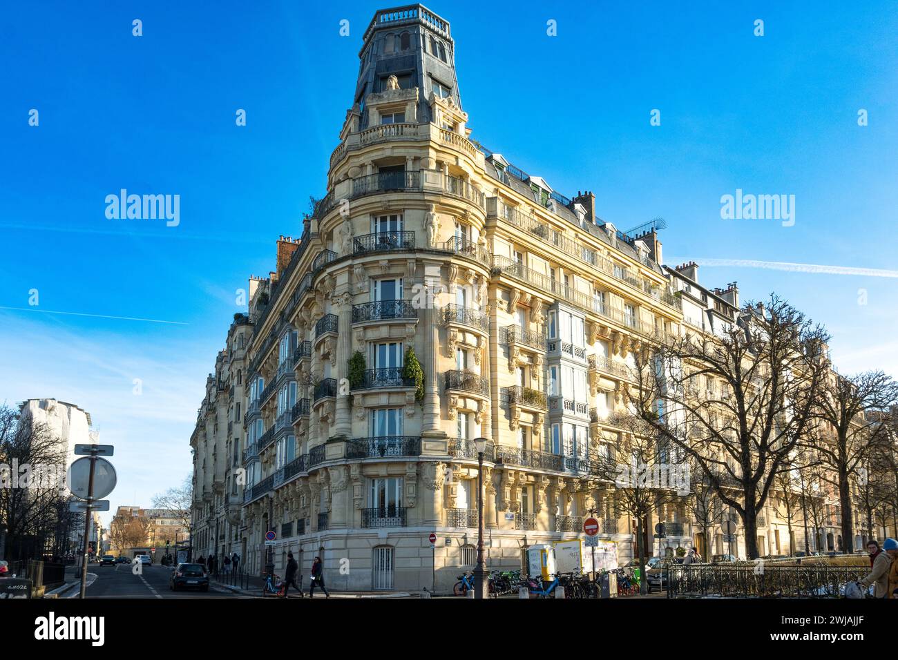 Paris, Frankreich, Haussmanns Architektur im 6. Arrondissement von Paris, nur Editorial. Stockfoto