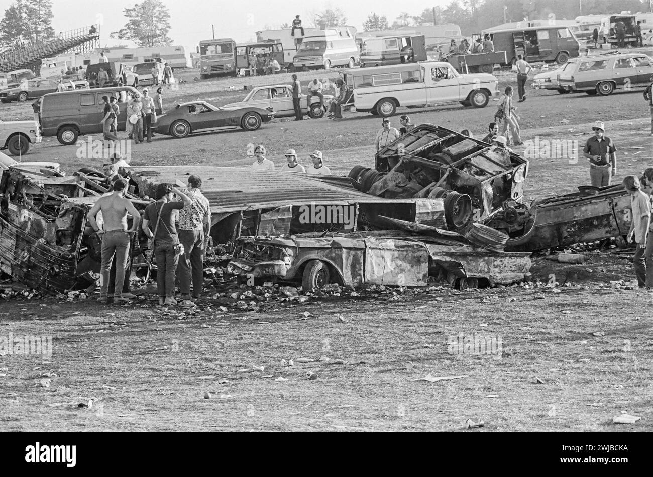 Verbrannter Bus im Moor beim Watkins Glen F1 Grand Prix 1974 Stockfoto