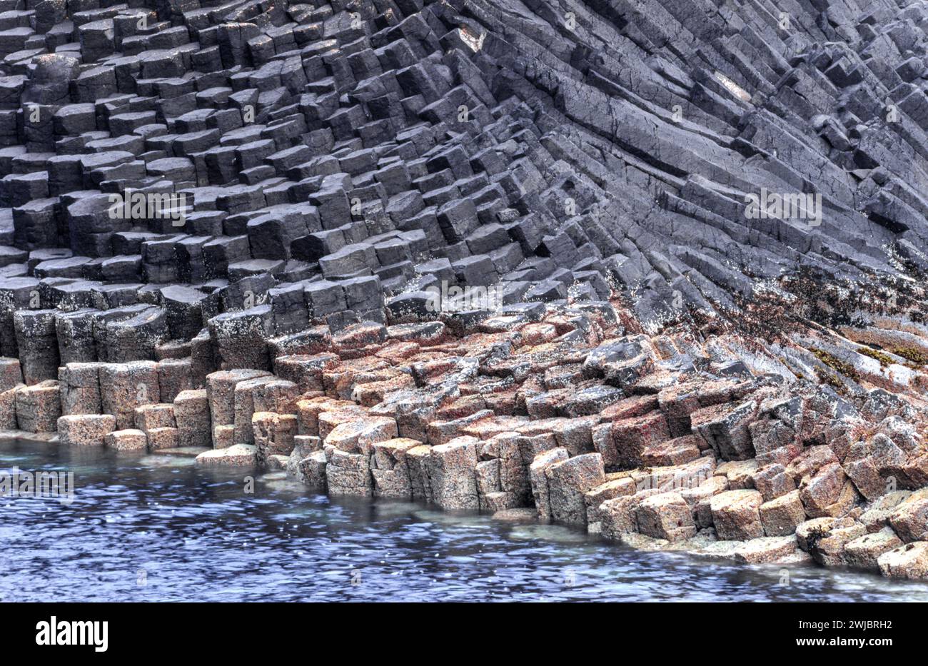 Staffa Island Schottland die Basaltsäulen auf der Buchaille Stockfoto