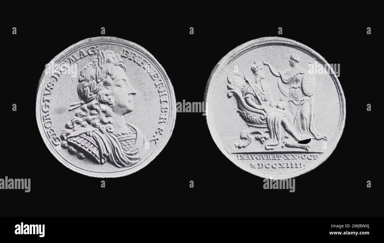 Krönungsmedaille von Georg I. von England, 1714. Black and White Illustration from the Connoisseur, an Illustrated Magazine for Collectors Vol 3 (Mai-August 1902), veröffentlicht in London. Stockfoto