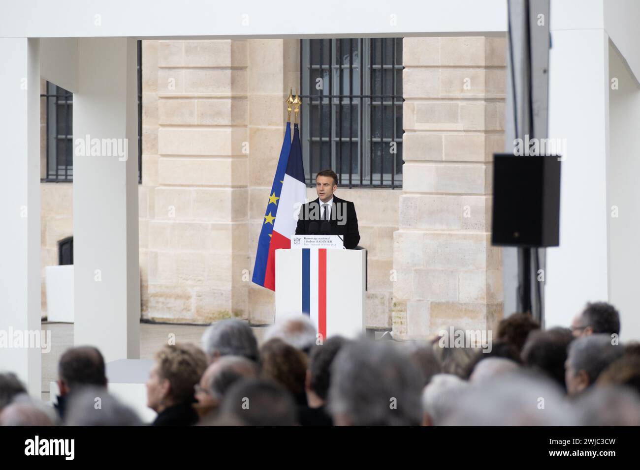 Paris, Frankreich, mittwoch, 14. Februar 2024, Emmanuel Macron bei der Hommage der französischen Nation an Robert Badinter, Credit Francois Loock / Alamy Live News Stockfoto