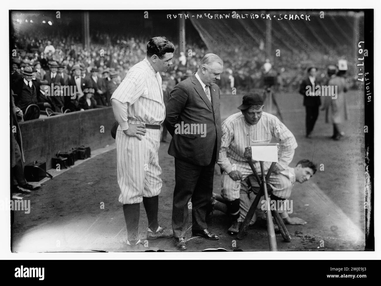 American Leauge - Babe Ruth, New York AL, John McGraw, Nick Altrock und Al Schack, Oktober 1923 Stockfoto
