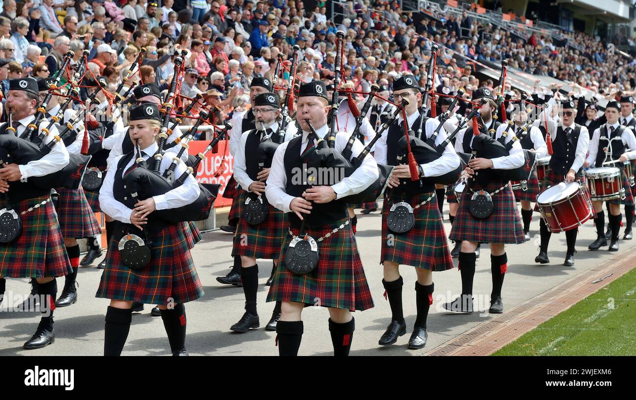 52. Lorient Interceltic Festival (Bretagne Nordwestfrankreich): Große Parade der Keltischen Nationen am 6. August 2023. Die Stadt Melbourne Highland Pi Stockfoto