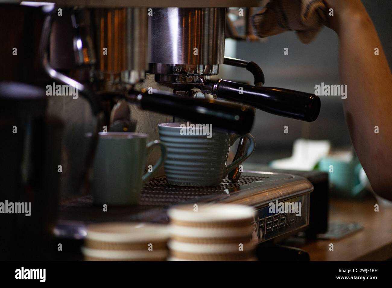 Kaffee aus dem Automaten Stockfoto