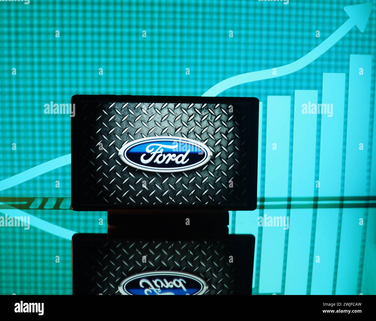 Deutschland. Februar 2024. In dieser Abbildung ist das Logo der Ford Motor Company auf einem Tablet zu sehen. Quelle: SOPA Images Limited/Alamy Live News Stockfoto