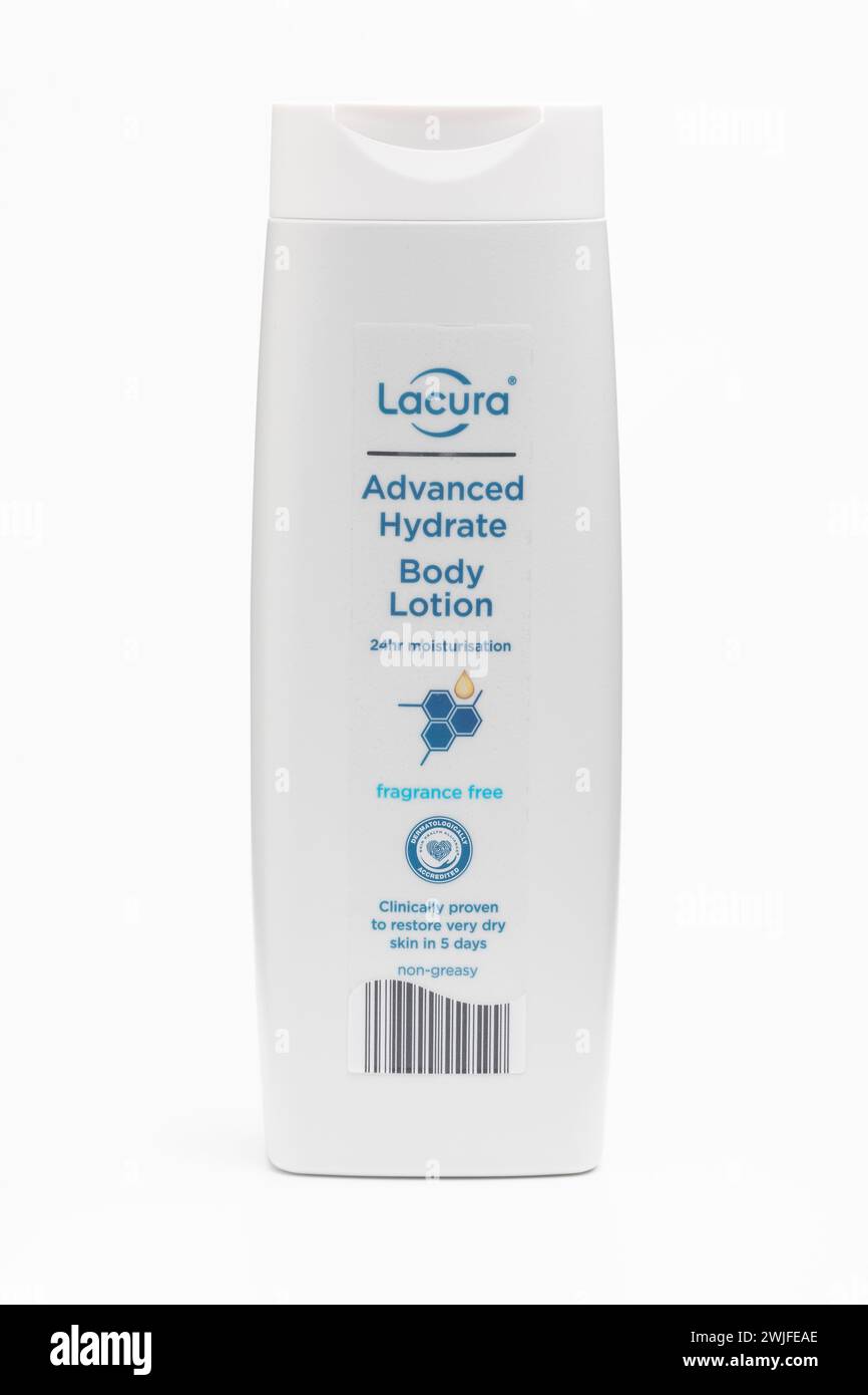 Eine Flasche Lacura Hydrate Advanced Body Lotion aus Aldi Stores Stockfoto