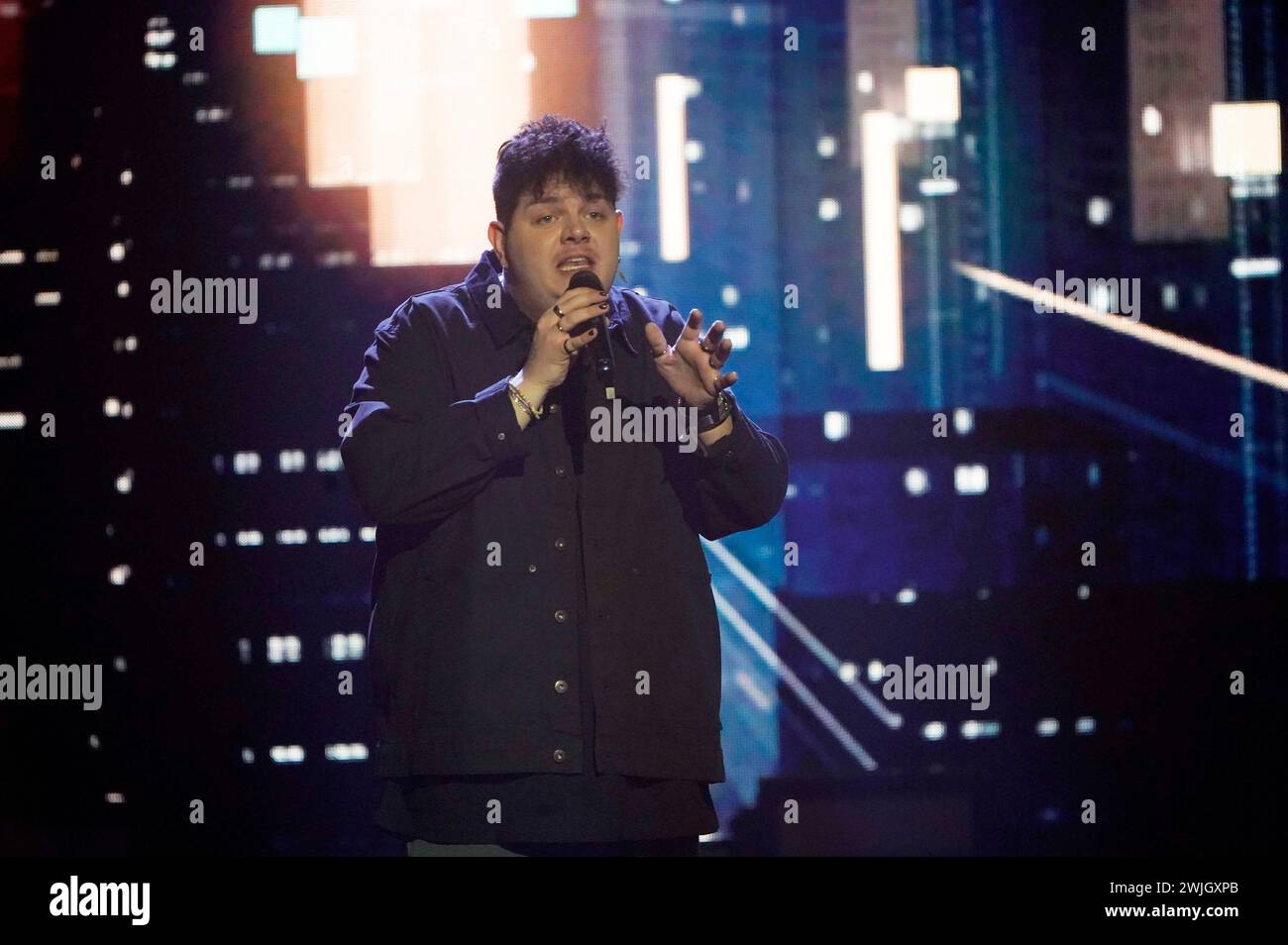 Isaak bei den Proben zur TV-Show Eurovision Song Contest - das Deutsche Finale 2024 im FilmStudio G in Berlin Adlershof. Berlin, 15.02.2024 *** Isaak während der Proben für die Fernsehsendung Eurovision Song Contest das Deutsche Finale 2024 im FilmStudio G in Berlin Adlershof Berlin, 15 02 2024 Foto:XT.xBartillax/xFuturexImagex esc 4082 Stockfoto