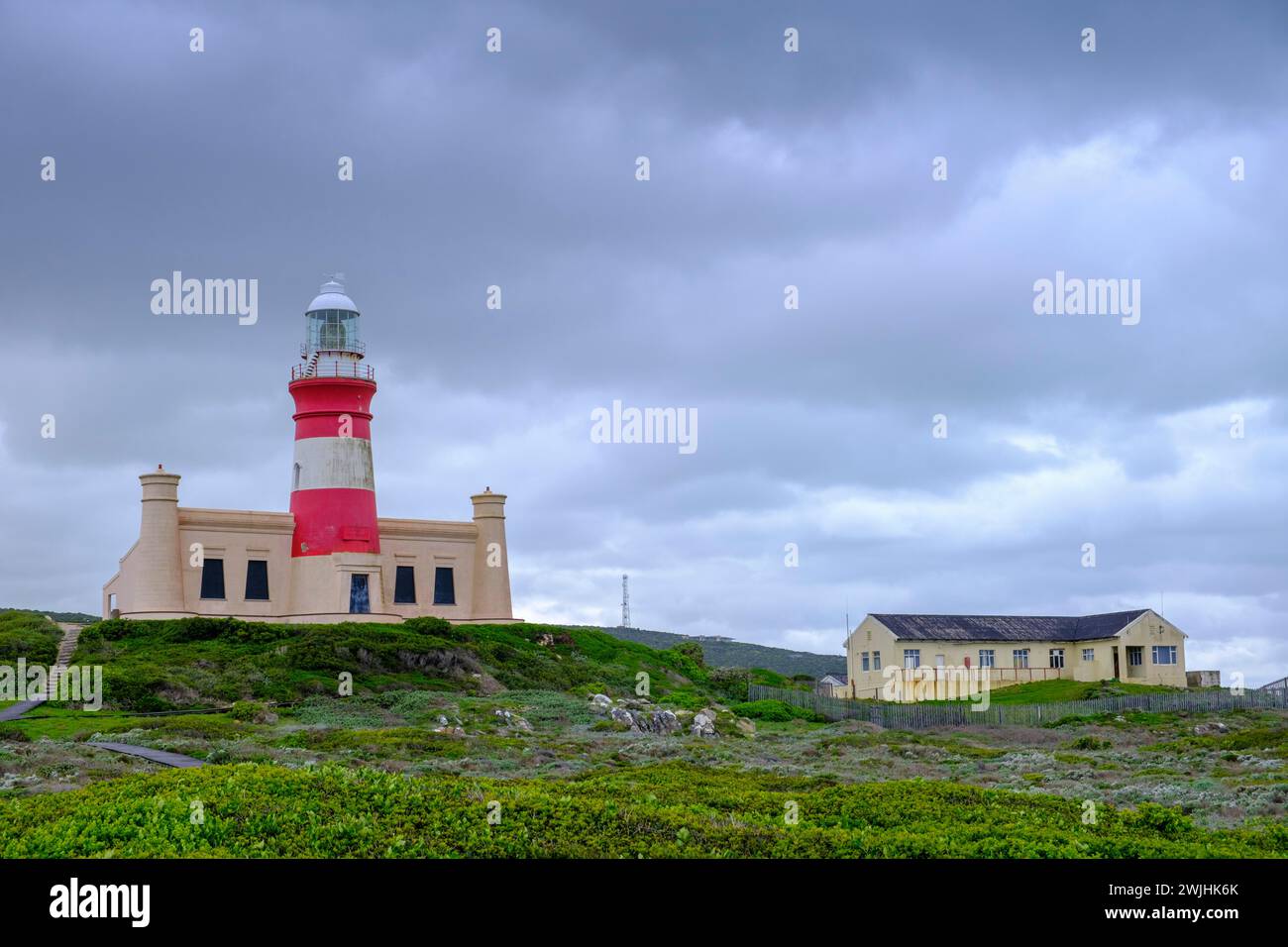 Schlechtes Wetter am Cap Agulhas, Leuchtturm, Cape Agulhas, Garden Route, Western Cape, Südafrika Stockfoto