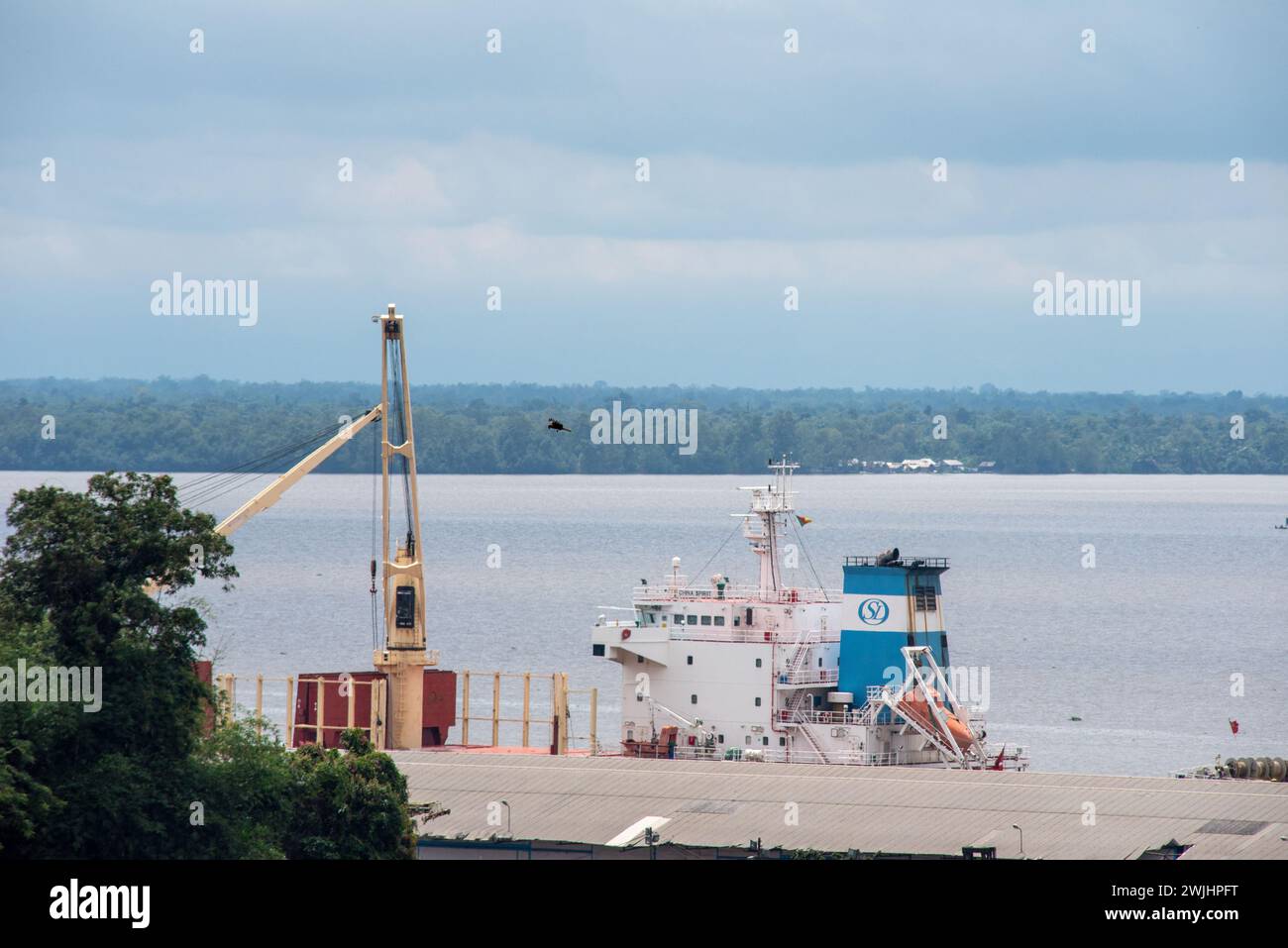 Bulk Carrier China Spirit im Hafen von Douala Stockfoto