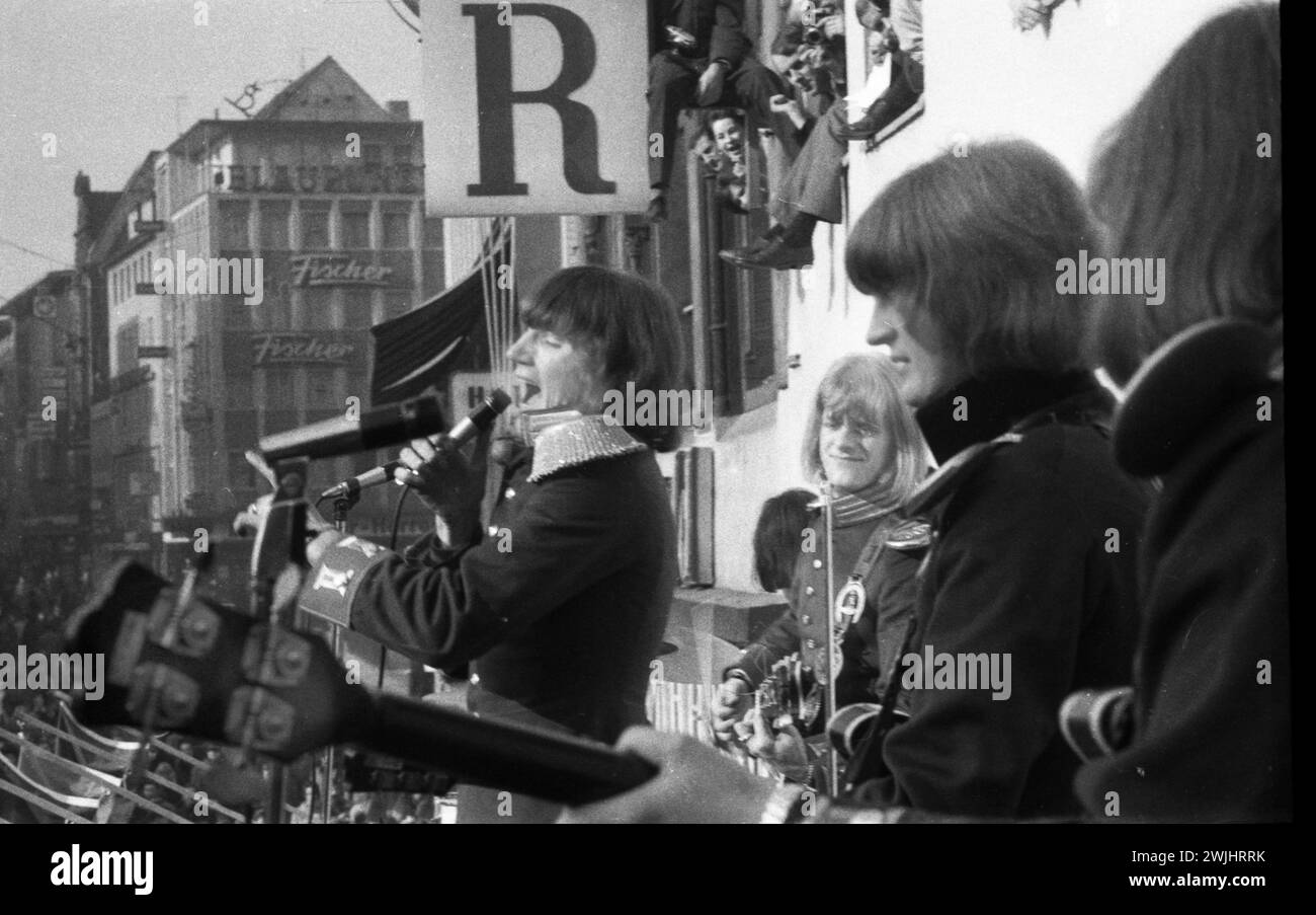 DEU, Deutschland, Dortmund: Persönlichkeiten aus Politik, Wirtschaft und Kultur aus den 50er Jahren Dortmund. Musiker aus der berühmten Gruppe The Lords Performing Stockfoto
