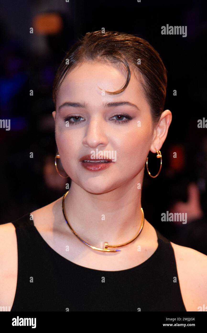 Berlin, Deutschland. Februar 2024. Lisa Vicari nahm am 15. Februar 2024 an der Eröffnungsfeier Red Carpet während des 74. Internationalen Filmfestivals Berlinale Berlin im Grand Hyatt Hotel in Berlin Teil. Foto: Aurore Marechal/ABACAPRESS.COM Credit: Abaca Press/Alamy Live News Stockfoto