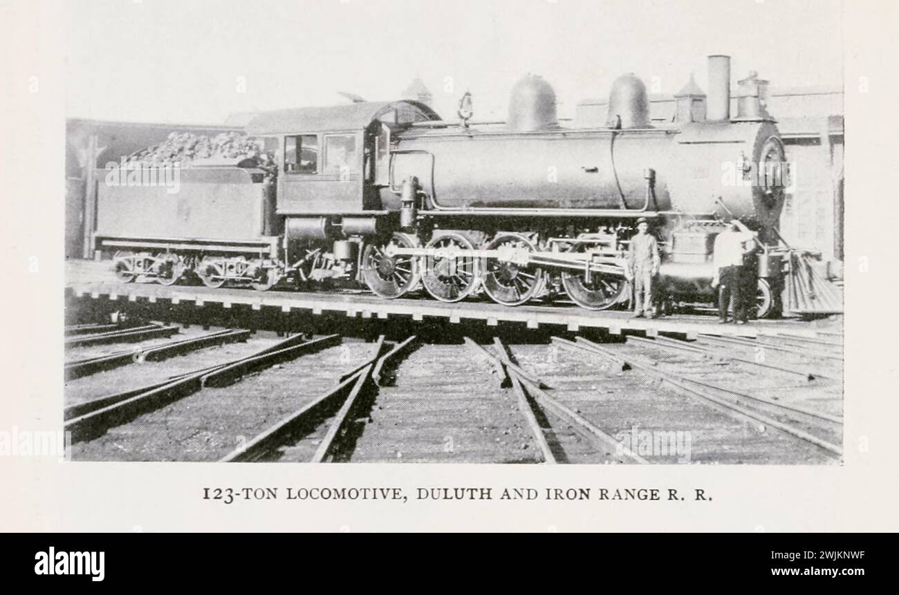 123-Tonnen-Lokomotive, Duluth und Iron Range R. R. aus dem Artikel CHARAKTERISTISCHE AMERIKANISCHE METALLMINEN. DIE MINEN DER MINNESOTA IRON COMPANY. Von Horace V. Winche11. Vom Engineering Magazine widmet sich Industrial Progress Band XI Oktober 1897 The Engineering Magazine Co Stockfoto