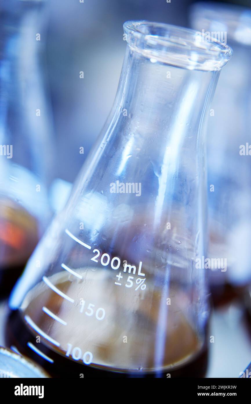 Eine Nahaufnahme eines Becherglases Stockfoto