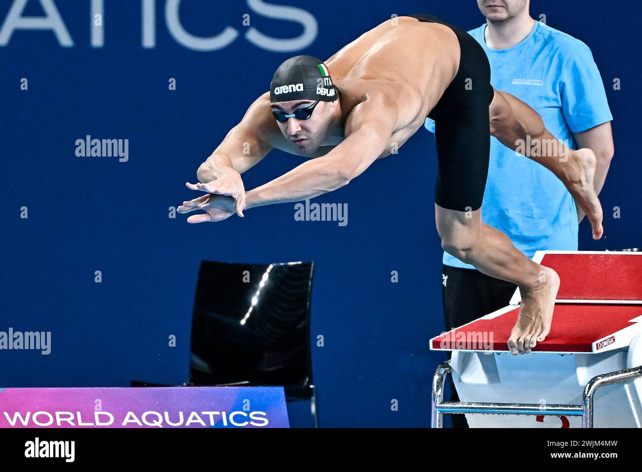 Doha, Katar. Februar 2024. Leonardo Deplano (Italien) nimmt an den schwimmenden 50 m Freestyle Men Heats während der 21. Aquatics World Championships im Aspire Dome in Doha (Katar) am 16. Februar 2024 Teil. Quelle: Insidefoto di andrea staccioli/Alamy Live News Stockfoto