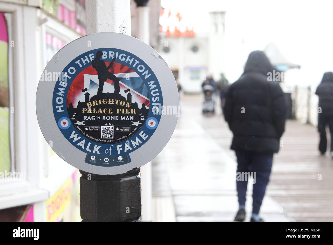 Schild Brighton Music Walk of Fame am Pier, Brighton, England, Großbritannien, Februar 2024 Stockfoto