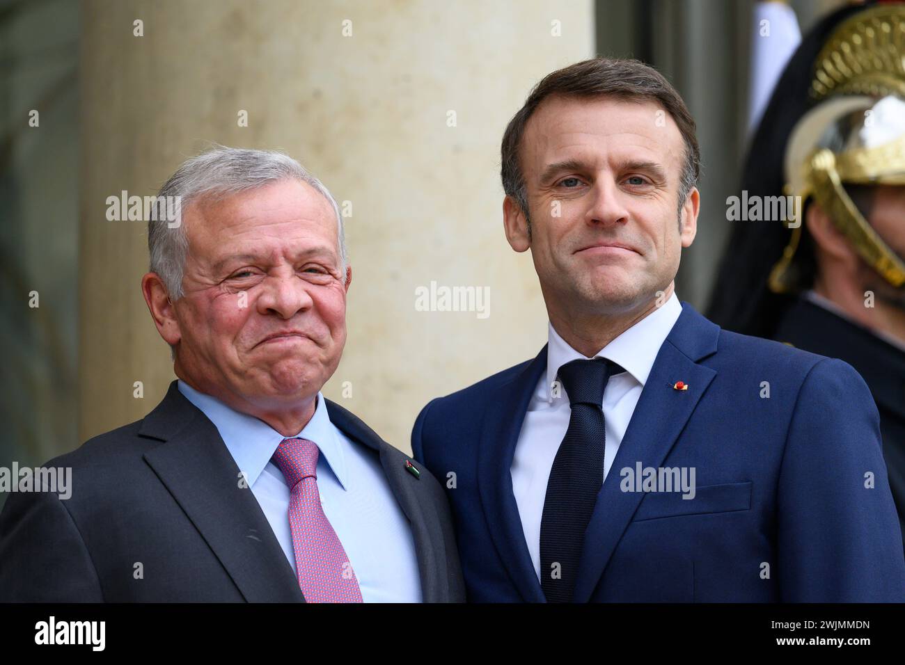 Paris, Frankreich. Februar 2024. © Julien Mattia/Le Pictorium/MAXPPP - Paris 16/02/2024 Julien Mattia/Le Pictorium - 16/02/2024 - France/Ile-de-France/Paris - Le President de la Republique, Emmanuel Macron recevait pour un entretien, Le ROI Abdallah II de Jordanie au Palais de l'Elysee, le 16 Fevrier 2024 - Valeurs ACtuelles out, JDD, No JDD, No russia russland Out /16/02/2024 - Frankreich/Ile-de-France (Region)/Paris - der französische Präsident Emmanuel Macron empfing am 16. Februar 2024 König Abdullah II. von Jordanien im Elysee-Palast. Quelle: MAXPPP/Alamy Live News Stockfoto