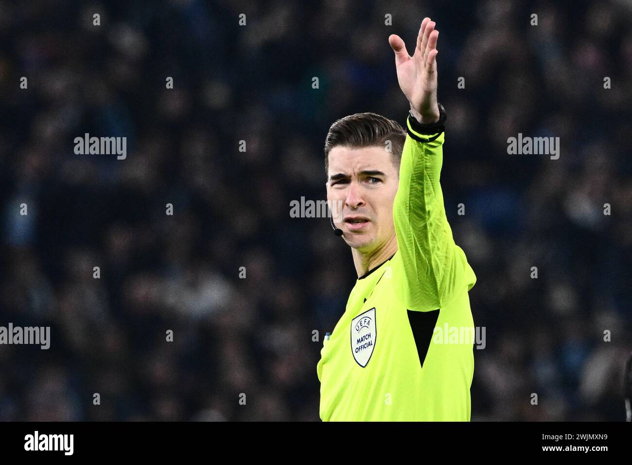 Schiedsrichter Francois Letexier beim UEFA Champions League Spiel zwischen SS Lazio und FC Bayern München am 14. Februar im Stadio Olimpico Rom Italien Stockfoto