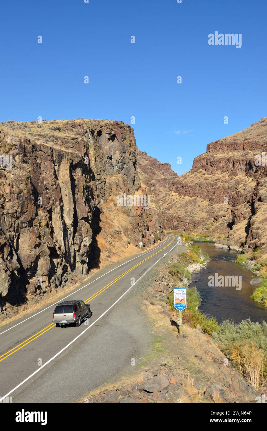 U.S. Highway 95 in Picture Gorge, John Day Fossil Beds N.M., Oregon. Stockfoto