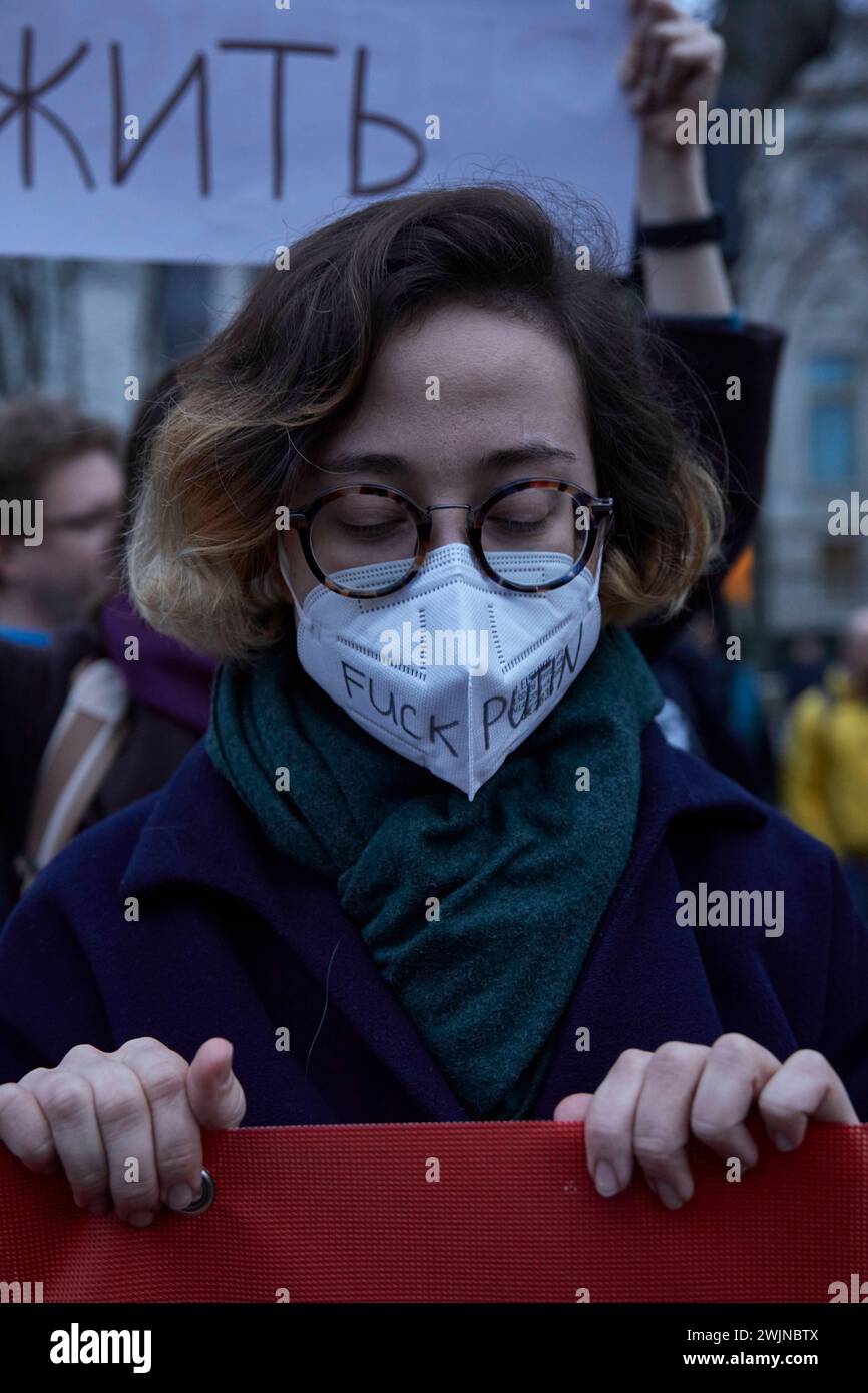 Demonstration zum Tod von Alexei Anatoljewitsch Nawalny vor der russischen Botschaft, Berlin, unter den Linden 63-65 *** Demonstration zum Tod von Alexei Anatoljewitsch Nawalny vor der russischen Botschaft, Berlin, unter den Linden 63 65 Handelmann Stockfoto