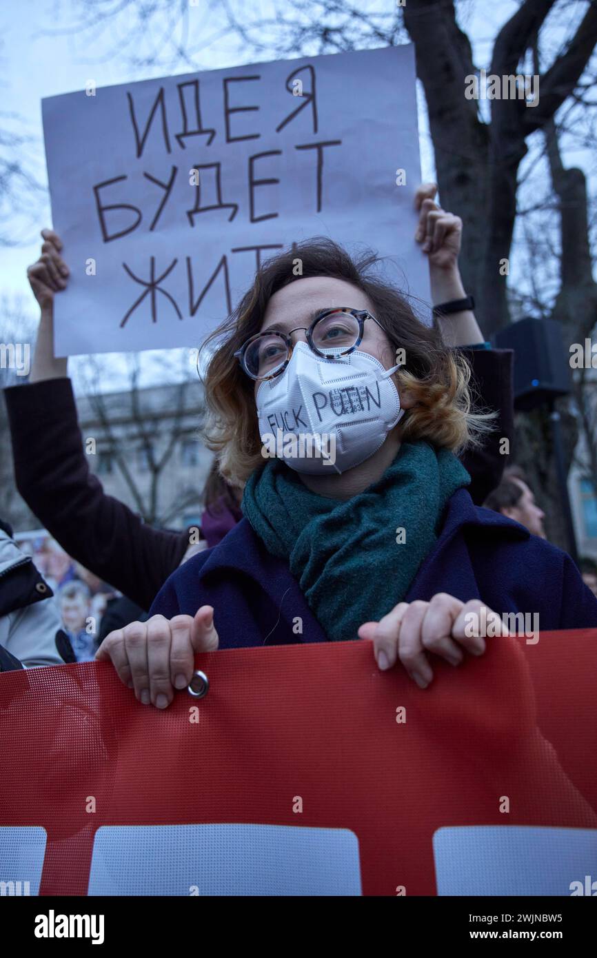 Demonstration zum Tod von Alexei Anatoljewitsch Nawalny vor der russischen Botschaft, Berlin, unter den Linden 63-65 *** Demonstration zum Tod von Alexei Anatoljewitsch Nawalny vor der russischen Botschaft, Berlin, unter den Linden 63 65 Handelmann Stockfoto