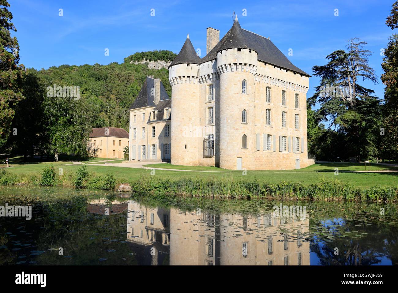 Das Château de Campagne in Périgord Noir mit seinem Park, der als bemerkenswerter Garten bezeichnet wird. Architektur, Umwelt, Natur, Bioreservat, Tourismus. Camp Stockfoto