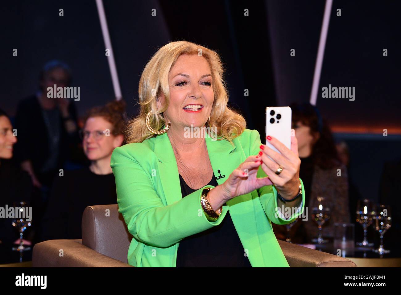 Bettina Tietjen bei der NDR Talk Show am 16.02.2024 in Hamburg Stockfoto