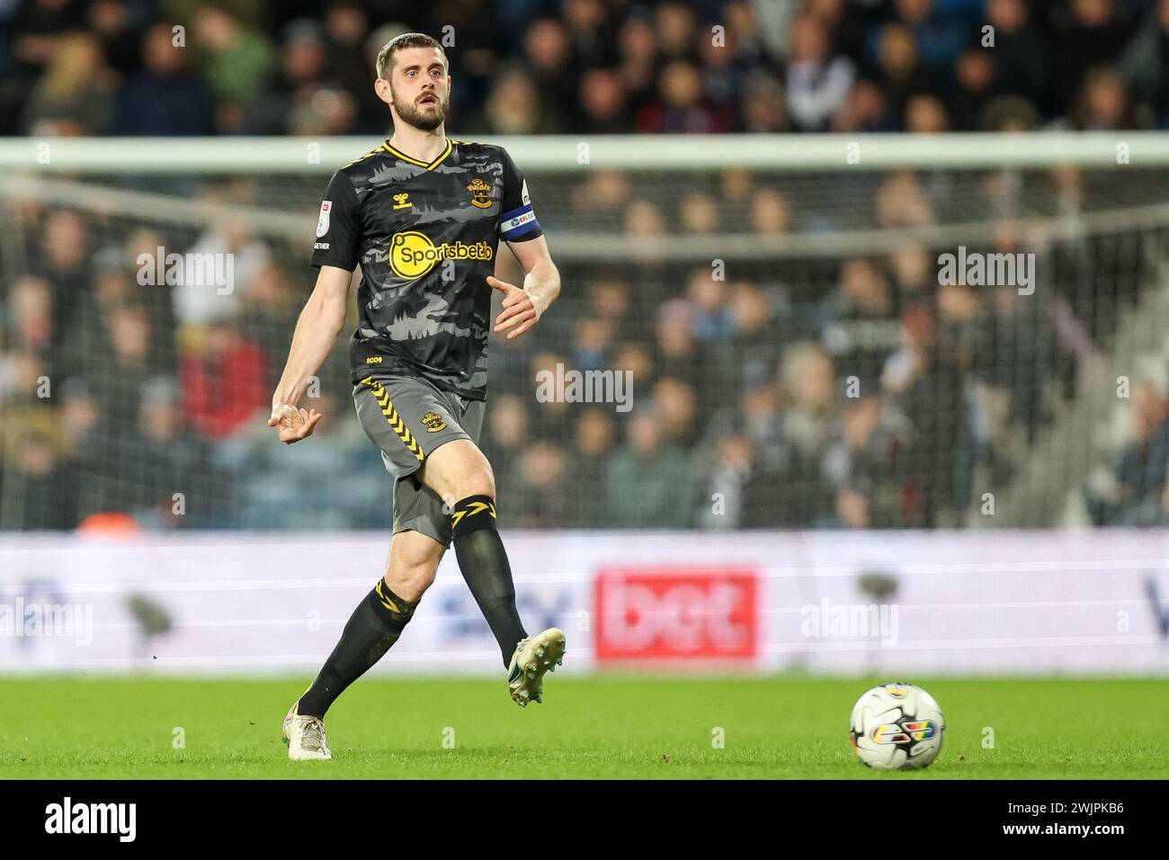 West Bromwich, Großbritannien. Februar 2024. Jack Stephens in Southampton im Rahmen des EFL Sky Bet Championship-Spiels zwischen West Bromwich Albion und Southampton am 16. Februar 2024 in den Hawthorns in West Bromwich, England. Foto von Stuart Leggett. Nur redaktionelle Verwendung, Lizenz für kommerzielle Nutzung erforderlich. Keine Verwendung bei Wetten, Spielen oder Publikationen eines einzelnen Clubs/einer Liga/eines Spielers. Quelle: UK Sports Pics Ltd/Alamy Live News Stockfoto