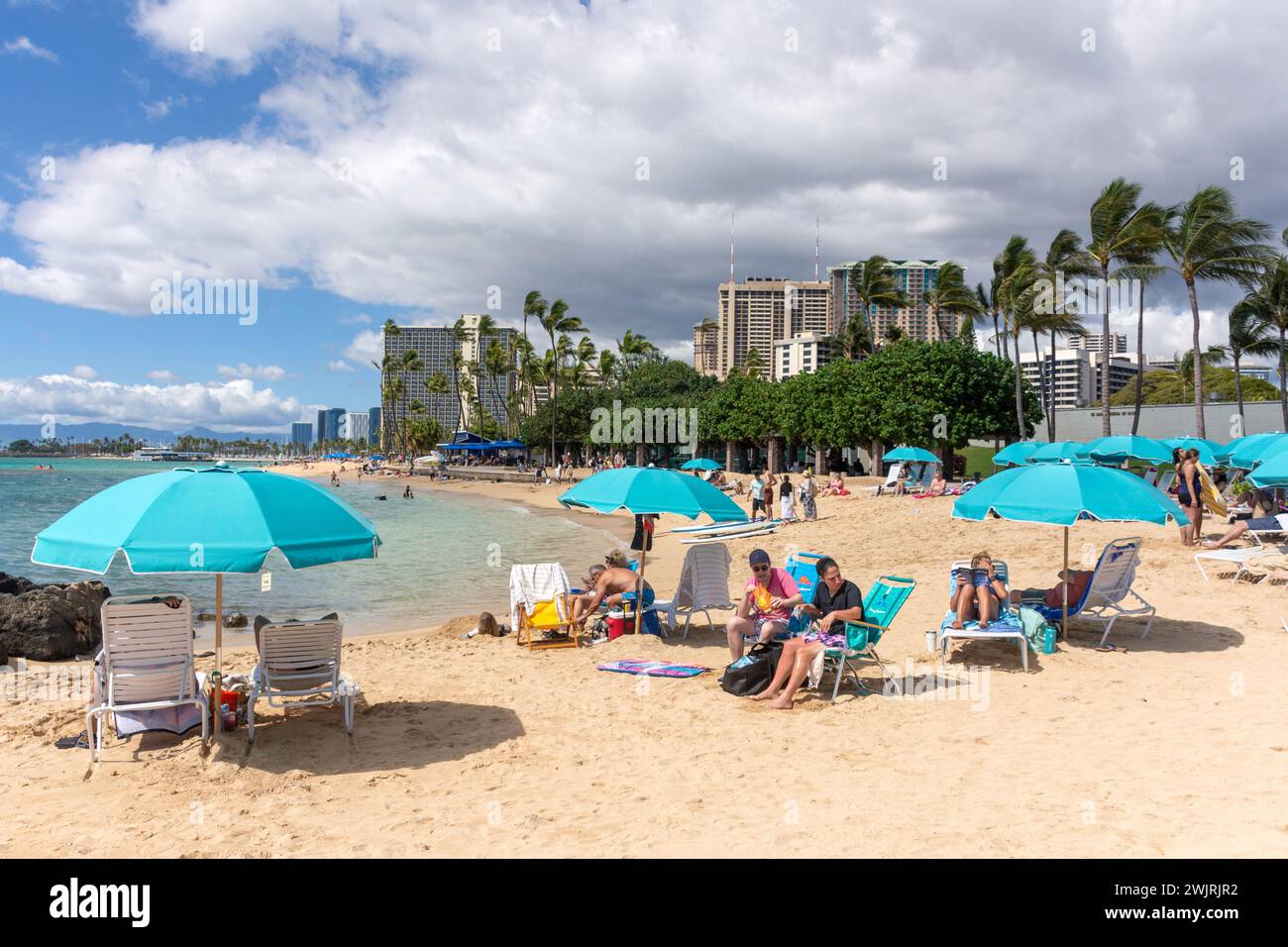 Fort DeRussy Beach, Kālia Road, Waikiki, Honolulu, Oahu, Hawaii, Vereinigte Staaten von Amerika Stockfoto